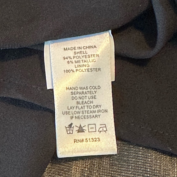 CeCe Metallic black silver top size M off the shoulder halter top with bow🖤 - Picture 12 of 13